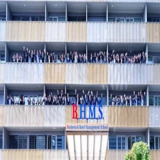 ซัมเมอร์สวิตเซอร์แลนด์ Summer BHMS Switzerland